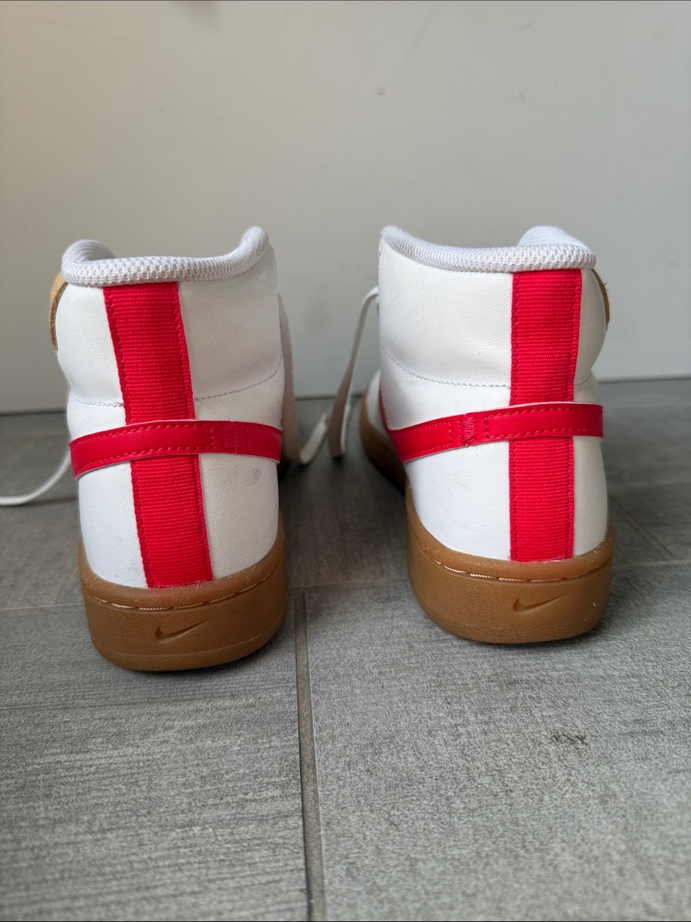 Nike Court Royale 2 Mid White Siren Red Gum W - Picture 5 of 8